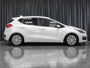 Хетчбэк Kia Ceed 2018 года, 1395000 рублей, Тюмень
