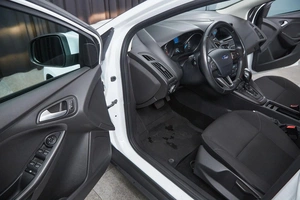 Седан Ford Focus 2018 года, 997000 рублей, Красноярск