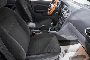Седан Ford Focus 2006 года, 649000 рублей, Барнаул