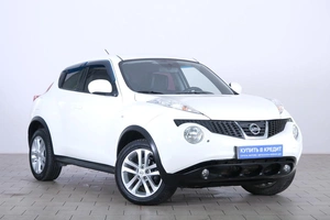 Внедорожник Nissan Juke 2014 года, 1209000 рублей, Омск