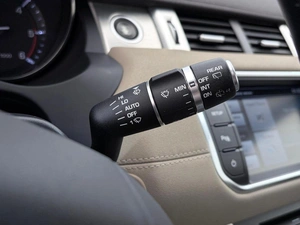 Внедорожник Land Rover Range Rover Evoque 2015 года, 2190000 рублей, Орёл