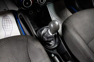 Седан Kia Rio 2011 года, 779000 рублей, Сургут