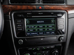 Лифтбек Skoda Superb 2011 года, 900000 рублей, Тюмень