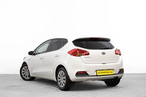Хетчбэк Kia Ceed 2015 года, 929000 рублей, Барнаул