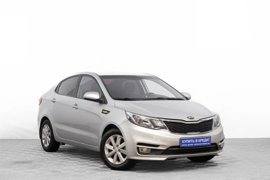Седан Kia Rio 2017 года, 859000 рублей, Барнаул