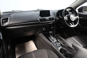 Хетчбэк Mazda Axela 2017 года, 1499000 рублей, Новосибирск