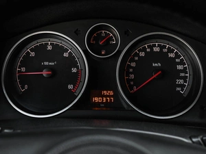 Седан Opel Astra 2008 года, 639000 рублей, Кирилловка