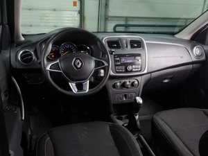 Седан Renault Logan 2022 года, 979000 рублей, Воронеж