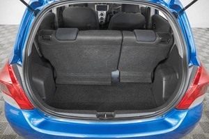 Хетчбэк Toyota Vitz 2009 года, 679000 рублей, Кемерово