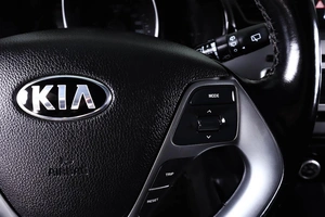 Хетчбэк Kia Rio 2016 года, 909000 рублей, Пермь