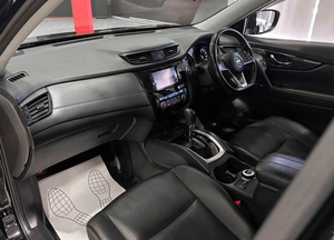 Внедорожник Nissan X-Trail 2018 года, 2197000 рублей, Красноярск