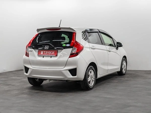 Хетчбэк Honda Fit 2014 года, 700000 рублей, Красноярск