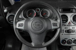 Хетчбэк Opel Corsa 2013 года, 839000 рублей, Тюмень