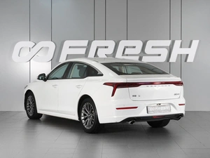 Лифтбек FAW Bestune B70 2023 года, 1650000 рублей, Красный Пахарь