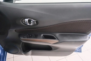 Хетчбэк Nissan Note 2017 года, 1299000 рублей, Красноярск