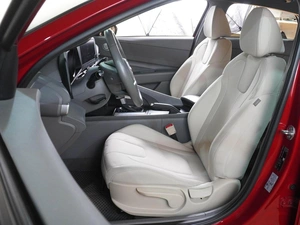 Седан Hyundai Elantra 2021 года, 1999000 рублей, Воронеж