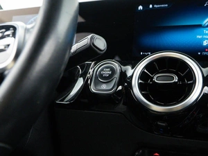 Хетчбэк Mercedes-benz B-класс 2019 года, 1810111 рублей, Москва