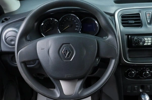 Седан Renault Logan 2014 года, 589000 рублей, Челябинск