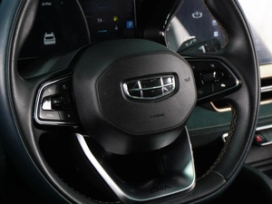 Внедорожник Geely Monjaro 2023 года, 2849000 рублей, Воронеж