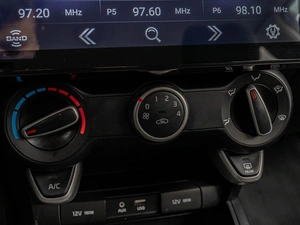 Хетчбэк Kia Rio X-Line 2018 года, 1399000 рублей, Краснодар