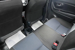 Хетчбэк Toyota Vitz 2017 года, 1259000 рублей, Тюмень