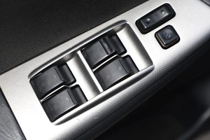 Хетчбэк Toyota Corolla 2006 года, 669000 рублей, Новосибирск