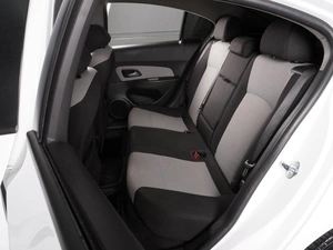Седан Chevrolet Cruze 2013 года, 819000 рублей, Красный Пахарь