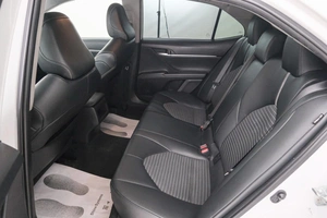 Седан Toyota Camry 2021 года, 2799000 рублей, Красноярск