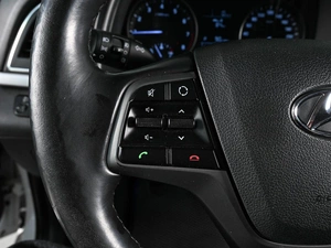 Седан Hyundai Elantra 2017 года, 1550000 рублей, Аксай