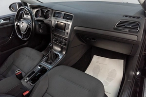 Хетчбэк Volkswagen Golf 2013 года, 1179000 рублей, Челябинск