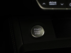 Внедорожник Audi Q5 2024 года, 5974404 рублей, Москва