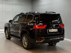 Внедорожник Toyota Land Cruiser 2021 года, 11997000 рублей, Красноярск