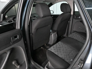 Седан Ford Focus 2005 года, 449000 рублей, Аксай