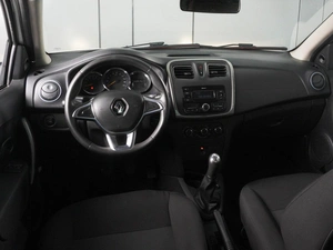 Седан Renault Logan 2020 года, 698000 рублей, Красный Пахарь