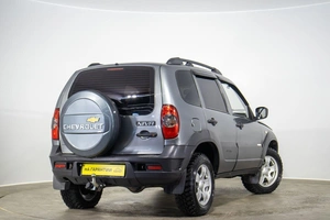 Внедорожник Chevrolet Niva 2012 года, 559000 рублей, Оренбург