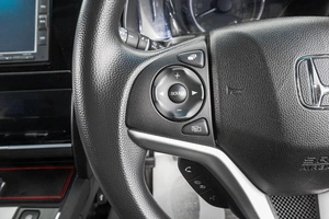 Универсал Honda Shuttle 2017 года, 1199000 рублей, Барнаул