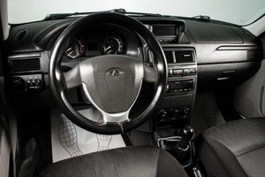 Седан ВАЗ (LADA) Priora 2015 года, 619000 рублей, Сургут