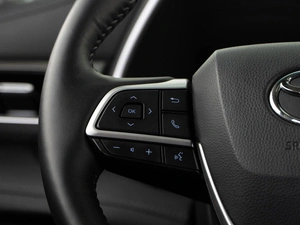 Внедорожник Toyota Highlander 2021 года, 5819888 рублей, Москва