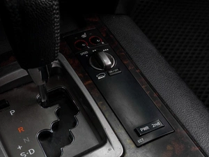 Внедорожник Toyota Land Cruiser 2011 года, 3325000 рублей, Тюмень