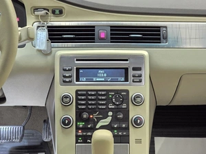Универсал Volvo XC70 2008 года, 1100000 рублей, Красноярск