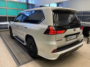 Внедорожник Lexus LX 2017 года, 7800000 рублей, Красноярск