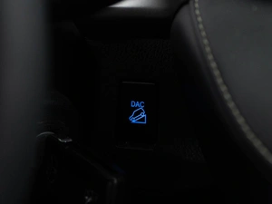 Внедорожник Toyota RAV4 2015 года, 2193055 рублей, Москва