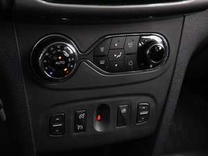 Хетчбэк Renault Sandero Stepway 2016 года, 1069000 рублей, Воронеж