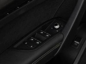 Внедорожник Audi SQ5 2020 года, 5093055 рублей, Москва