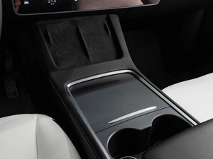 Внедорожник Tesla Model Y 2022 года, 4999000 рублей, Тюмень