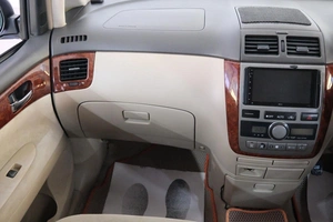 Минивэн Toyota Ipsum 2001 года, 849000 рублей, Омск