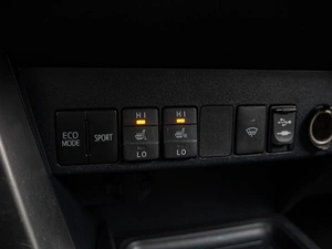 Внедорожник Toyota RAV4 2016 года, 2190000 рублей, Краснодар