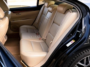 Седан Lexus ES 2012 года, 1629800 рублей, Волгоград