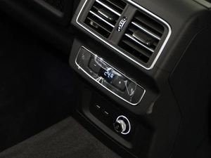 Внедорожник Audi Q5 2024 года, 5974404 рублей, Москва