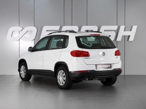 Внедорожник Volkswagen Tiguan 2016 года, 1489000 рублей, Минеральные Воды